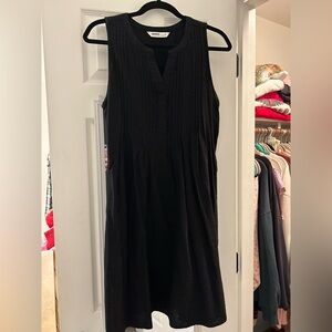 Sleeveless Black Dress